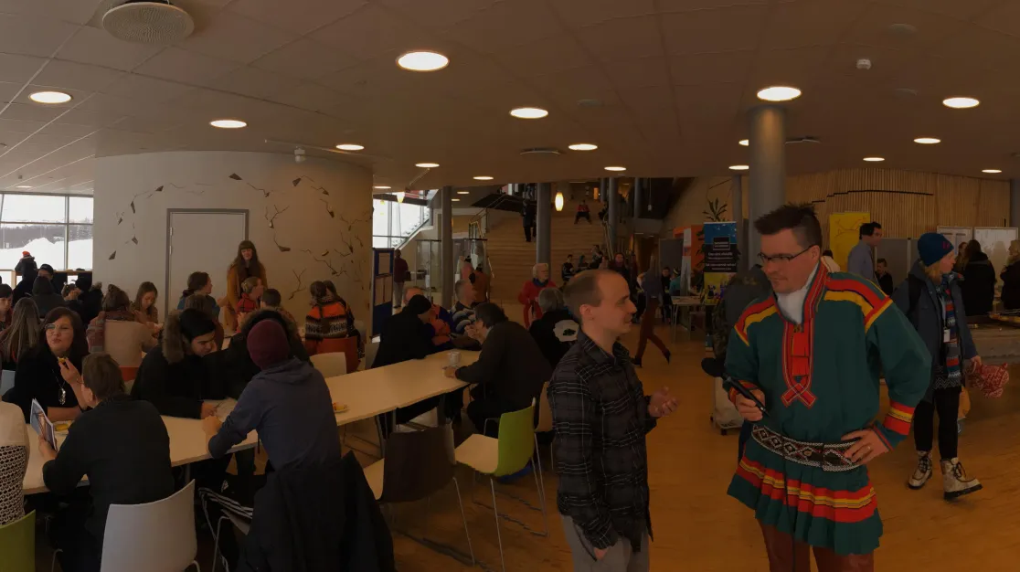 Bilde fra kantina på åpen dag.