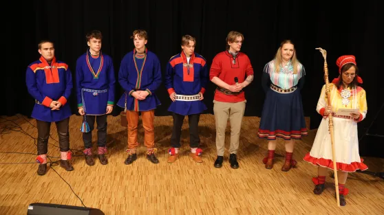 Rektor ja sámi ofelaččat