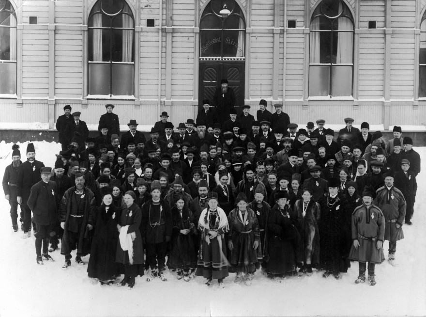 Bilde av mange samer fra 1917 i trondheim