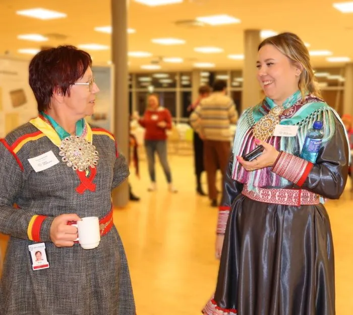 Guokte gáktenieidda oahpahuskonferánssas 2024