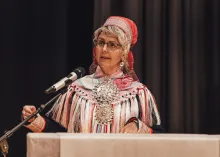 Berit-Ellen Juuso iežas nákkosgirjji bealušteamis